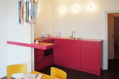 Einbauküche - rot lackiert