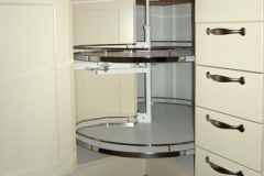 Einbauküche - Front lackiert, Arbeitsplatte Kirschbaum, geölt