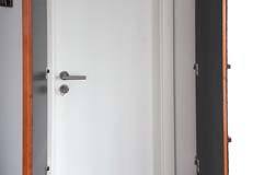 Bücherregal mit Geheimtür - Kirschbaum