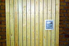 Sporthallentüren - kiefer, lackiert