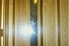 Wandpaneele, Einbaumöbel und Türen (eine Falttür) - Eiche natur