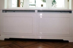 Heizkörperverkleidung mit Schuhschrank