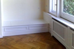 Heizkörperverkleidung mit Sitzbank - weiß lackiert