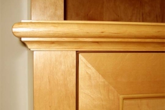 Regalwand mit integrierter Leinwand, Regal mit Schrank für Projektor - Erlenholz furniert