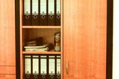 Büroschrank (PLM Dosenwerk) - Kirschbaum, schwarze Seiten lackiert