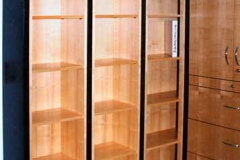 Büroschrank (PLM Dosenwerk) - Kirschbaum, schwarze Seiten lackiert