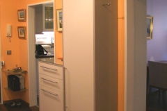 Flurschränke - Außenflächen lackiert, innen Buchenholz